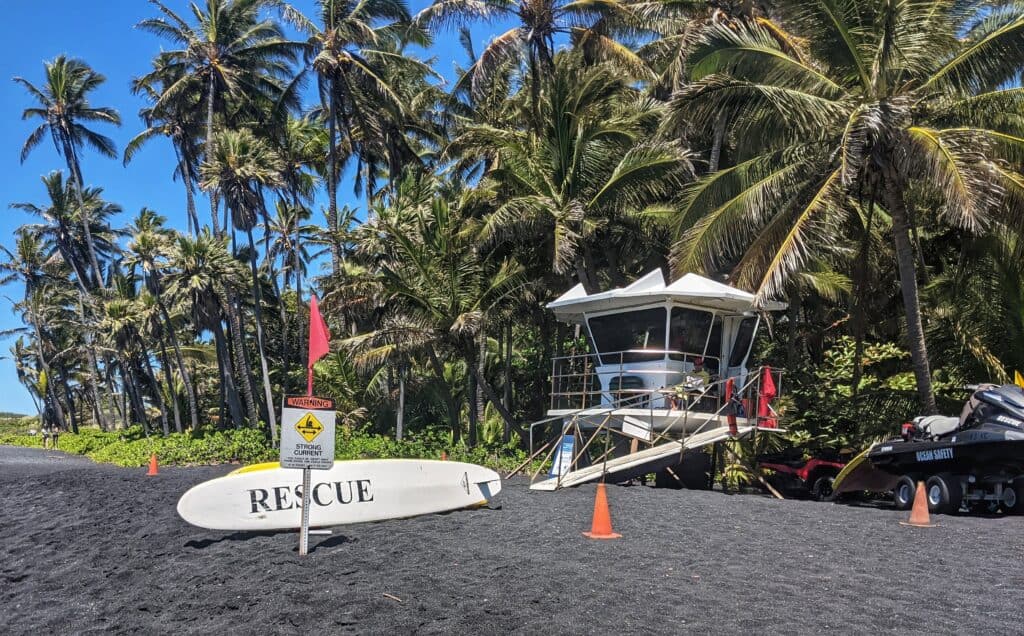 lifeguard on duty at punalu'u beach
