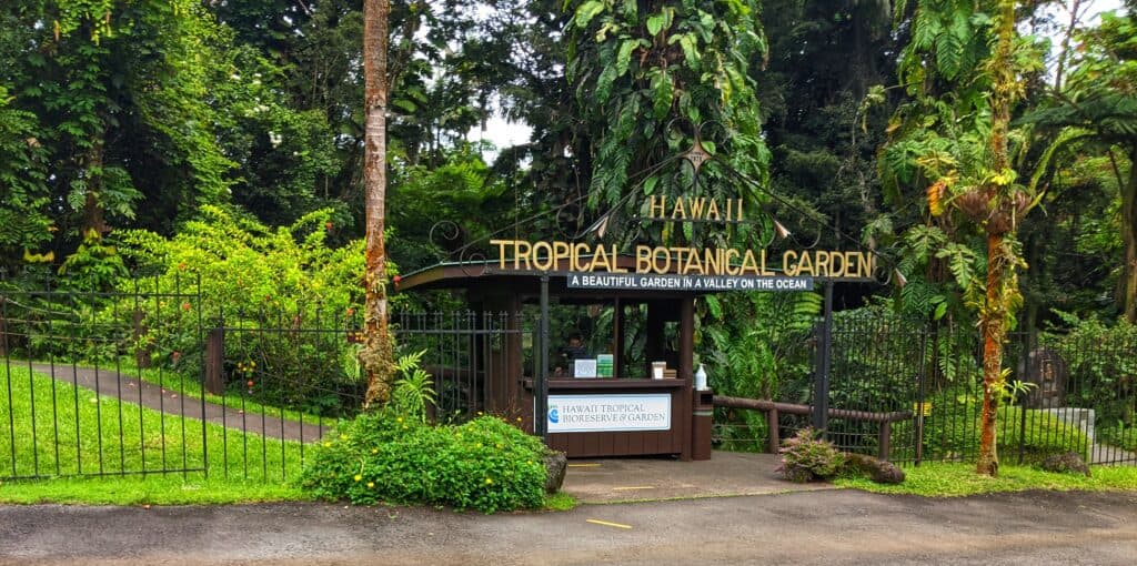 hawaii tropical bioreserve and garden gate entrance next to the pepeekeo scenic drive