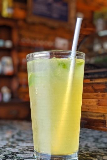 mojito tea mocktail at tealicious kona