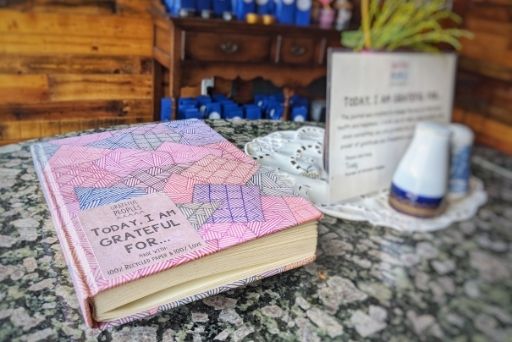 i am grateful journal to enter your own thanksgiving at tealicious kona