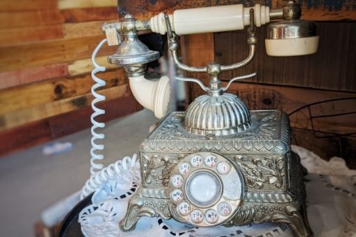 vintage victorian rotary phone at tealicious kona