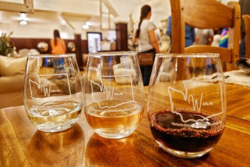 snohomish wine walk glasses