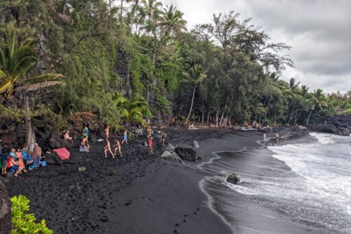 kehena black sand beach