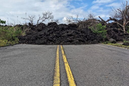 leilani estates lava over road