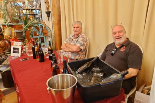 winemakers at tasting table on snohomish wine walk