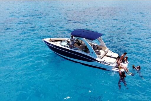 luxury private boat charter