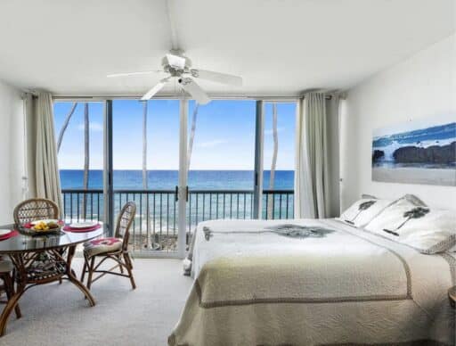 kona magic sands condo has oceanfront view, making it one of the best places to stay on the Big Island for couples