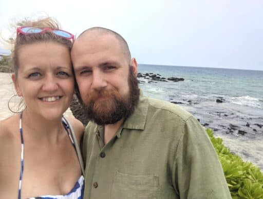 selfie of couple in hawaii