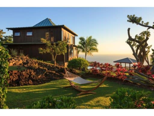 holualoa inn is one of the best places to stay on the Big Island for couples