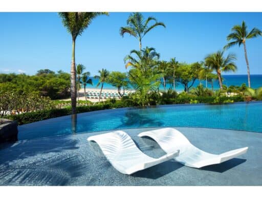 westin hapuna pool lounge seats with view of ocean