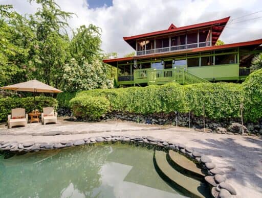 pagoda house is one of the best place to stay on Big Island