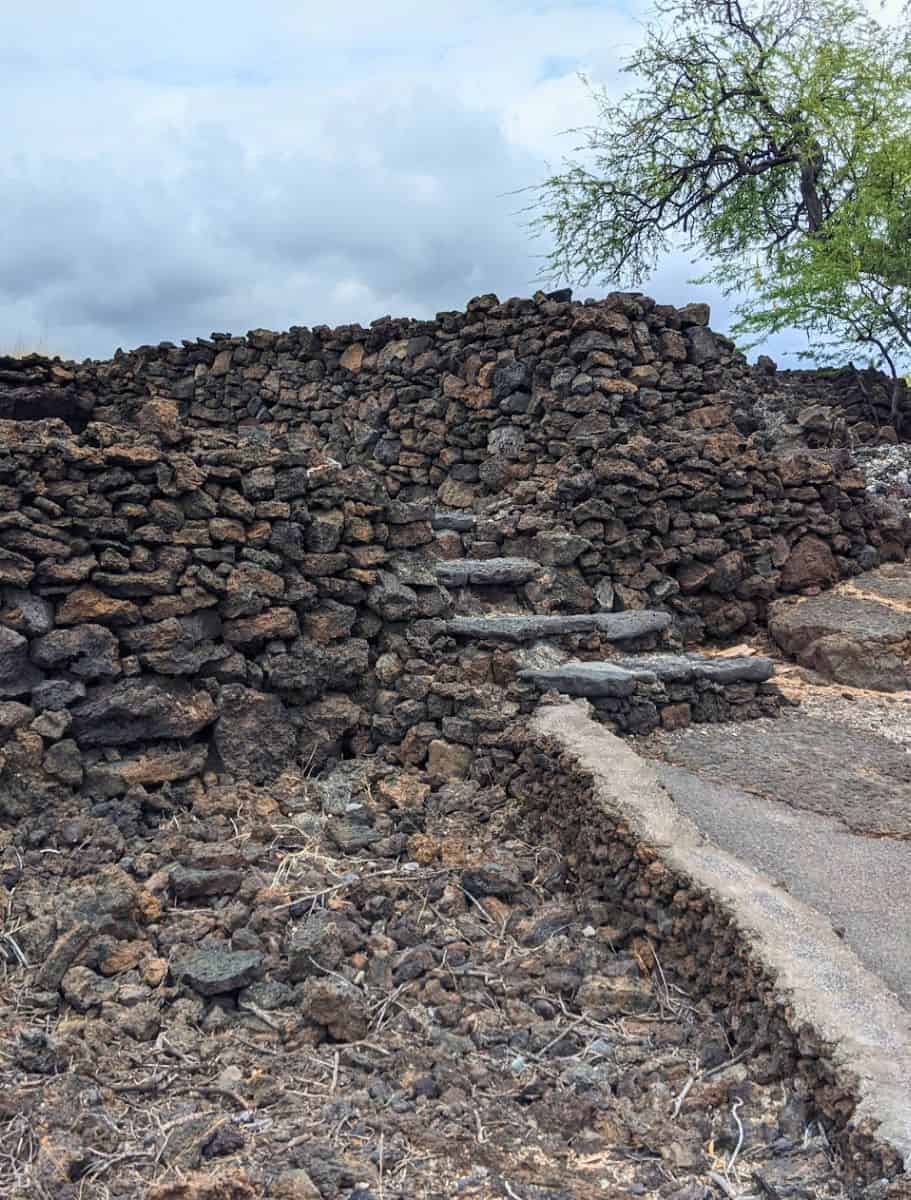 ancient hawaiian historical structure