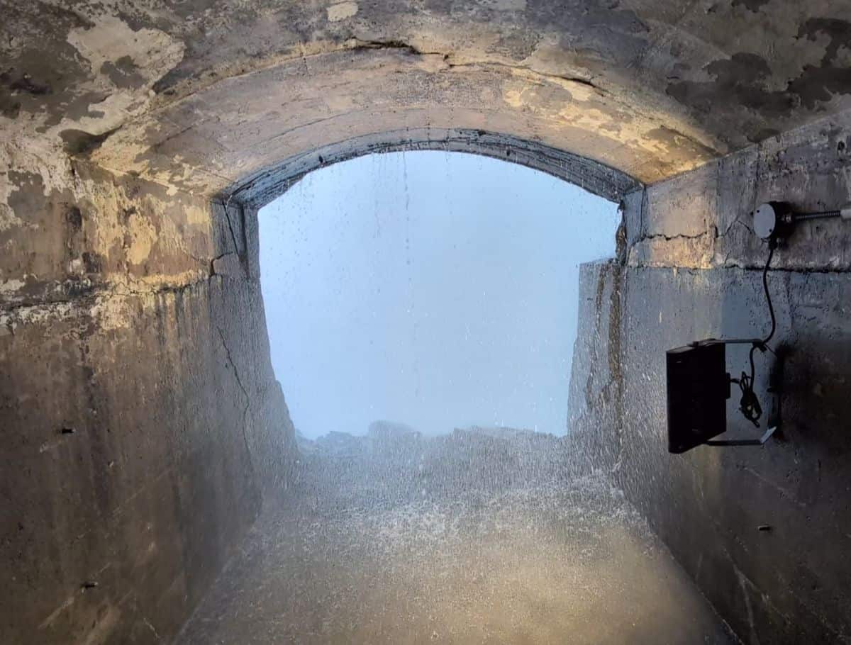 Spray from Niagara getting into the tunnel from the opening